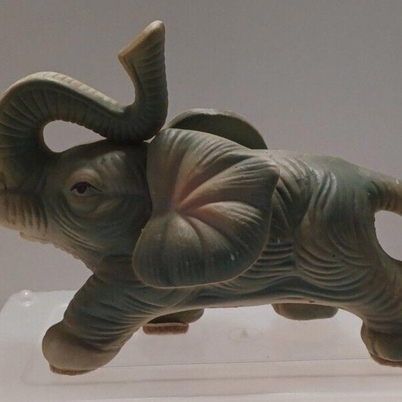 Vintage Pair Of Ceramic Figurine Elephants 10" Textured Trunk Up For Good Luck - Picture 5 of 15